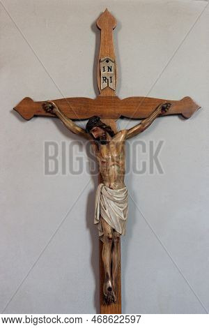 Karlovac, Croatia - July 06, 2012: Crucifixion In The Parish Church Of The Holy Three Kings In Karlo