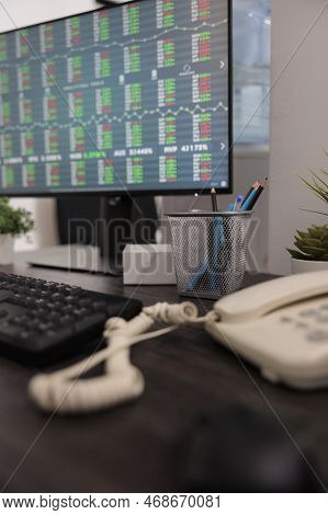 Monitor Workstation And Empty Positions With Stock Market Statistics On The Screen, Monitoring Real 