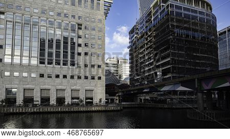 London - 01 26 2022: View Of Canary Wharf Tube Station With Building Under Construction