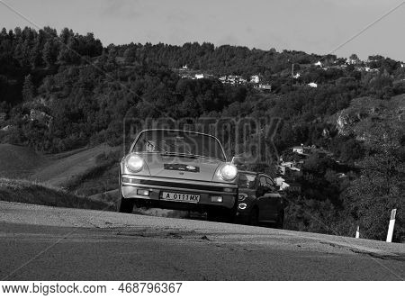 Porsche 911 1976 In Coppa Nuvolari Old Racing Ca
