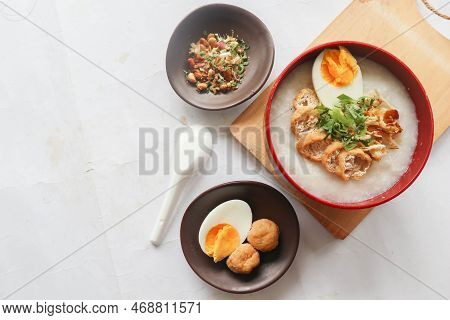 Congee Porridge With Chicken Slice, Tofu, Egg. Congee Porridge From Hong Kong. Chinese Food