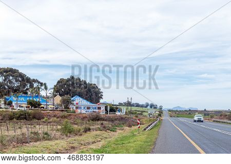 Heidelberg, South Africa - Sep 24, 2022: The Blue Crane Farm Shop On Road N2 Near Heidelberg In The 