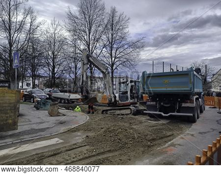 Underground Utilities Are Being Repaired On The Streets Of Ravensburg