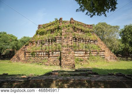 Thailand Ayutthaya Wat Warapho