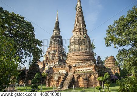 Thailand Ayutthaya Wat Yai Chai Mongkon