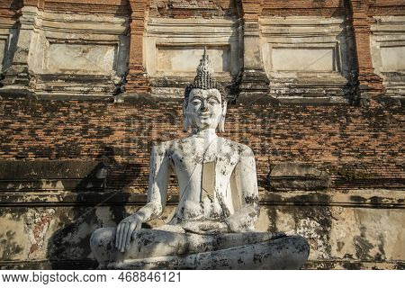 Thailand Ayutthaya Wat Yai Chai Mongkon