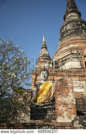 Thailand Ayutthaya Wat Yai Chai Mongkon