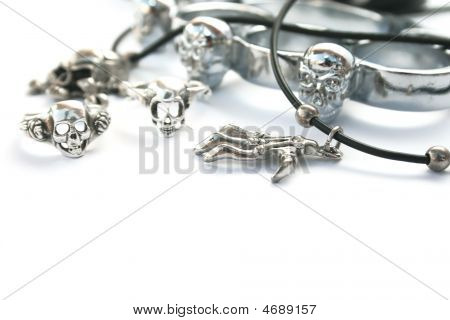 Skelettet hånd, skull ringe, kastet