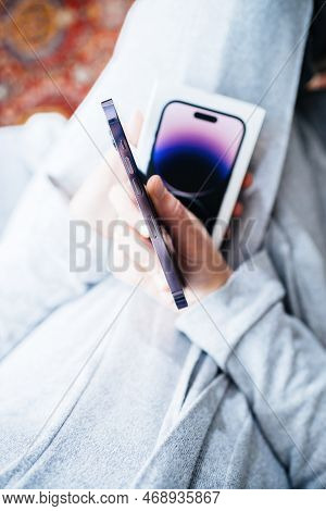 London, United Kingdom - Sep 28, 2022: Pov Woman Hand Ide Of Surgial Grade Stainless-steel Newly Rel
