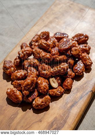 Chouchou French Caramelized  Sweet Peanuts With Sugar