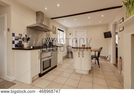 Kennett, Suffolk, England - March 1 2019: Modern Luxury Kitchen In Traditional Style With Granite An