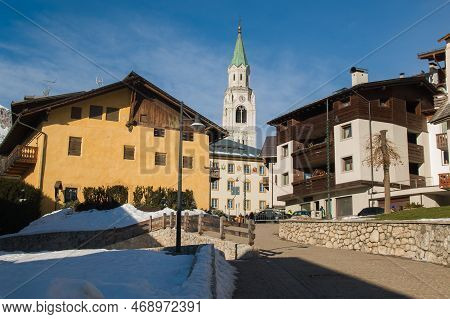 Cortina D'ampezzo, Italy - December 28, 2022: Winter View Of The Center Of Cortina D Ampezzo Town  I