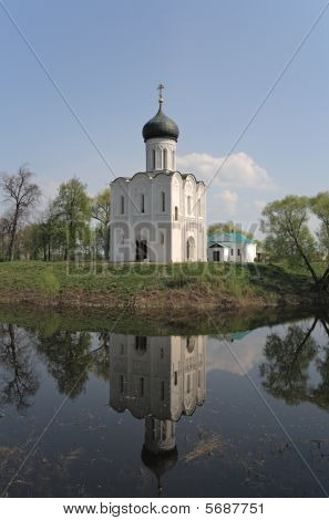 ネルリ、ロシアにとりなしの祈りの教会