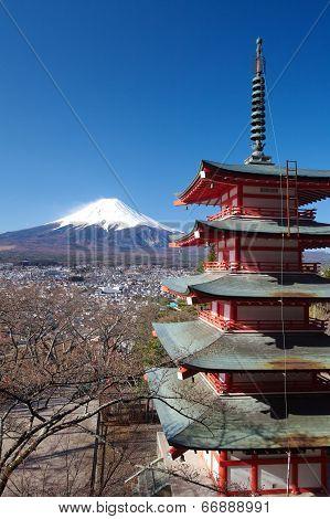 Chureito pagoda and mountain fuji