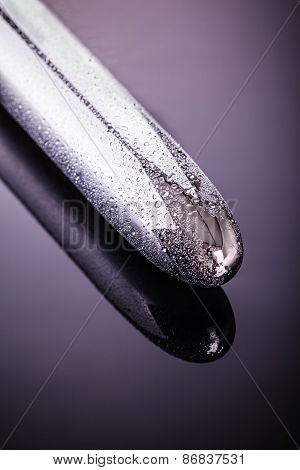 Wet Metallic Vibrator