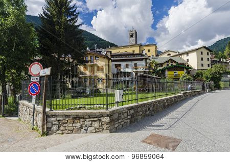 Italian Alpine urban commune of Ponte di Legno
