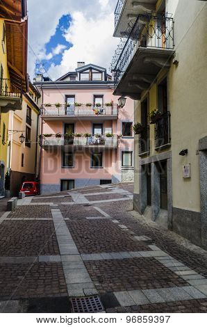 Italian Alpine urban commune of Ponte di Legno