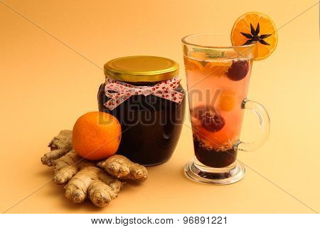 Ginger hot drink