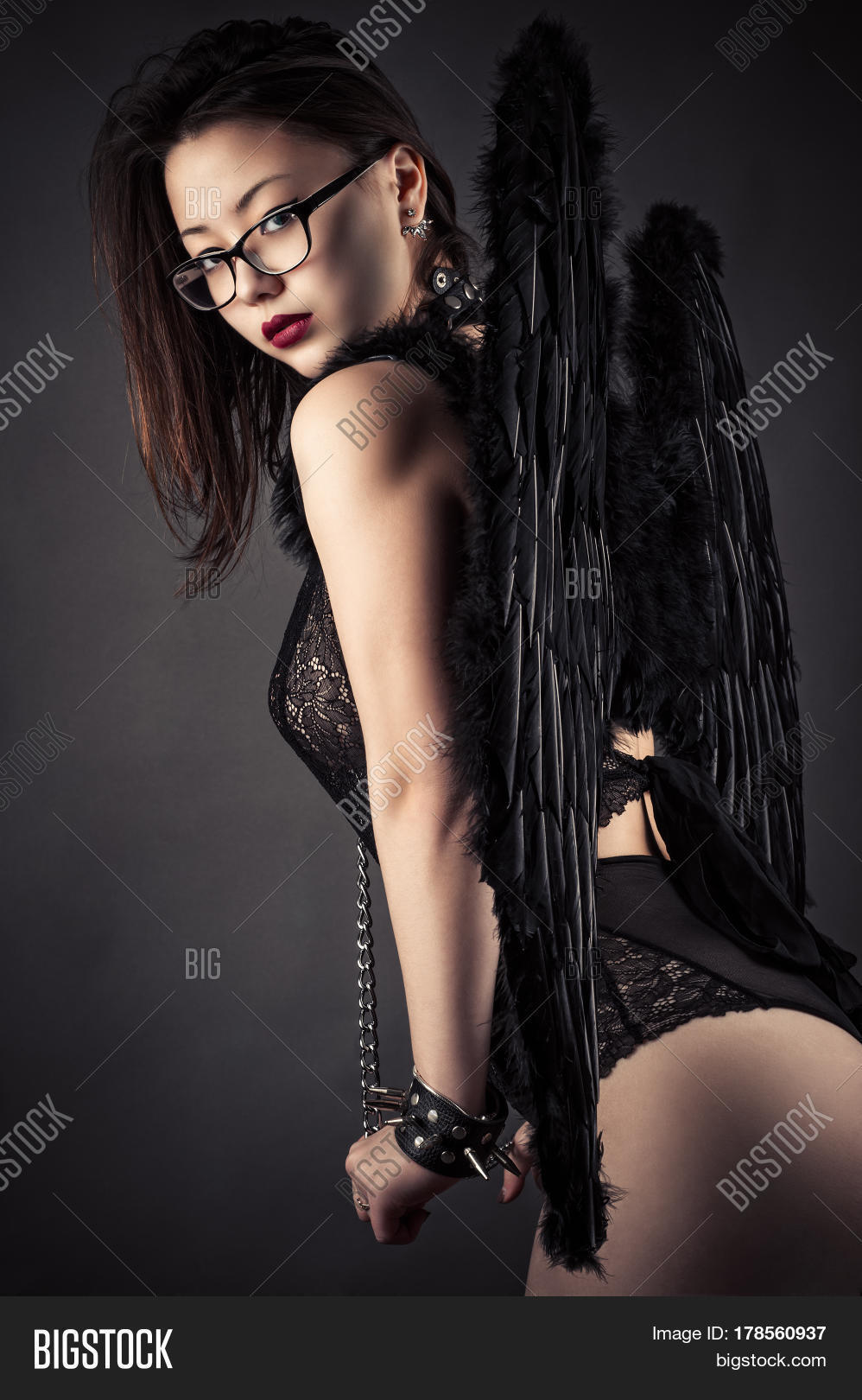 Sexy Beautiful Korean Girl With Angel Wings Sexy Beautiful Korean Girl With Angel Wings