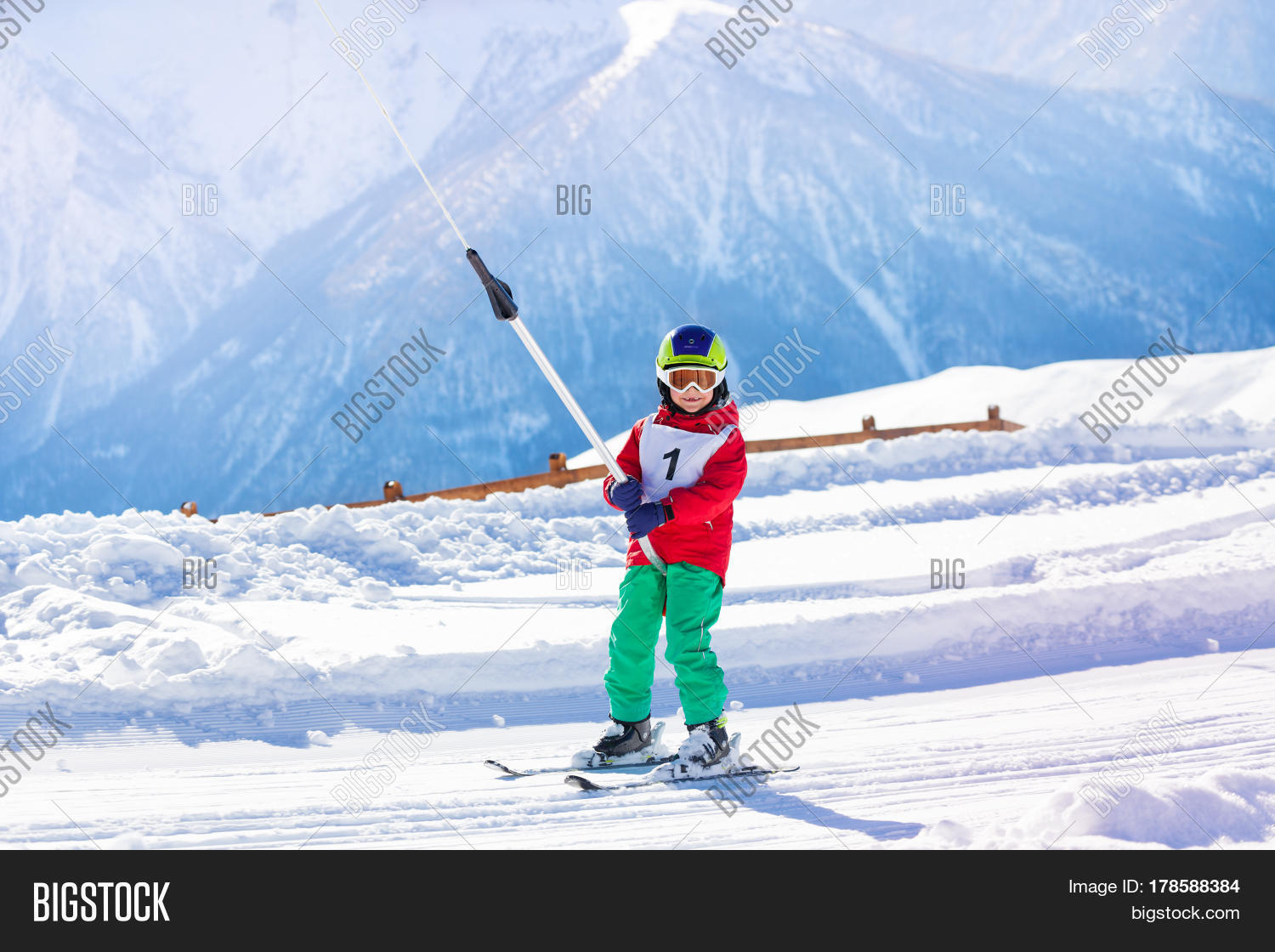 бугель беби лифт. кресельный подъемник сноуборд. бугельный подъемник сноуборд. кресельный подъемник. бугельный беби-лифт.