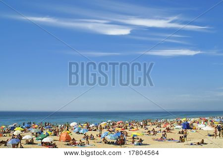überfüllten Strand