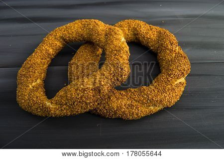 Turkish bagel, sesame bagel, crispy bagel, turkey bagels, bagels in various concepts, tea and pretzels pictures