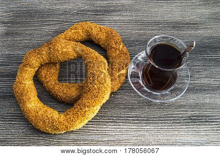 Turkish bagel, sesame bagel, crispy bagel, turkey bagels, bagels in various concepts, tea and pretzels pictures