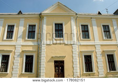 Vyshnivets Wisniowiec Ukraine - The Vyshnevetsky Wisniowieccy family palace