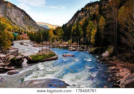 Xinjiang Cocoa sea,china , making it has rich scientific connotation and aesthetic significance. Geological heritage world is rare, constitute the Xinjiang Junggar mystery tour line dazzling a scenery line.