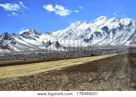Shahin Shahr to Fereydoun Shahr, Esfahan, on the spring road trip, within 2 hour drive environment will totally change