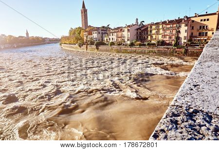 Beams Morning Sun Bridge Ponto Pietra River Adige Italy Verona