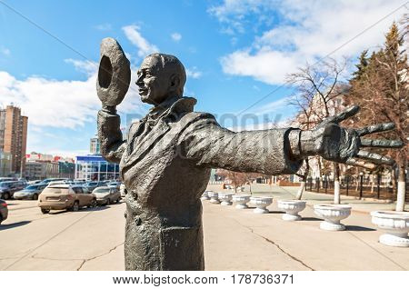 SAMARA RUSSIA - MARCH 25 2017: Bronze monument of Yuriy Detochkin the protagonist of the Soviet film comedy 