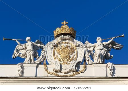 Anges glorifiant autrichien insignes du pouvoir