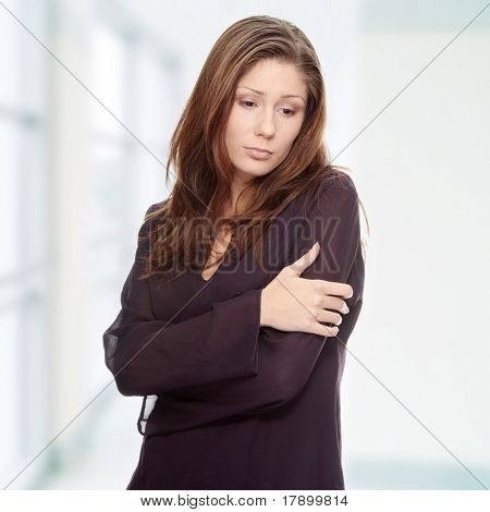 junge schöne Frau mit Depressionen, iolated
