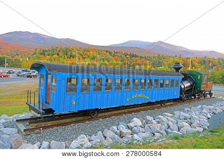 Mt Washington, Nh, Usa - Sep. 27, 2014: Historic Stream Cog Railroad Moosilauke At Twin Mountain Cha