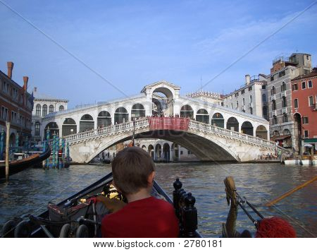 Venedik Rialto Köprüsü