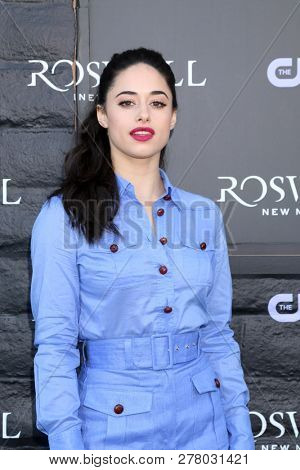 LOS ANGELES - JAN 10:  Jeanine Mason at the 