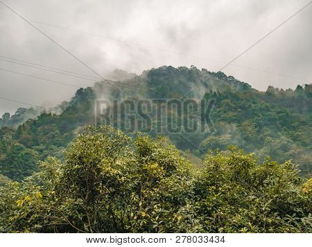 Mountainscape On Tianzishan Mountain In Zhangjiajie National Forest Park In Wulingyuan District Zhan