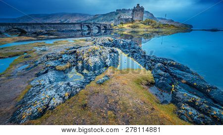 Scotland Elian Donan Castle In Autumn, Wide View