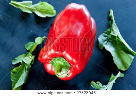 Black Food: Red Pepper And Arugula