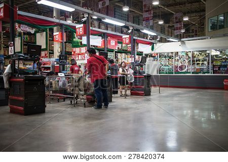 Makro Hypermarket Chiang Mai.