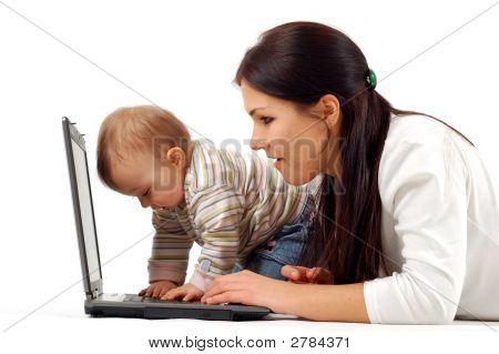 Äiti ja vauva tyttö hauskanpidon Laptop