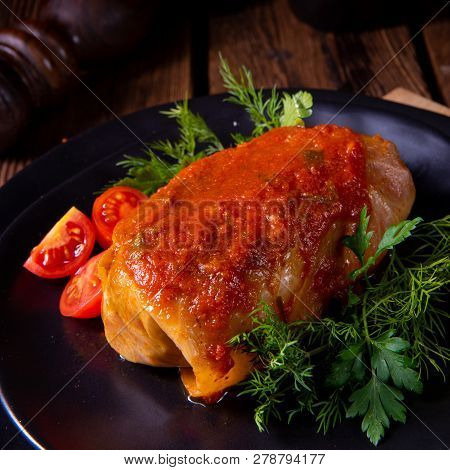 Roasted Cabbage Rolls With Rice And Minced Meat According To The Recipe Of Omas
