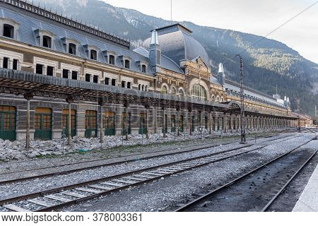 Canfranc, Spain - May 1, 2019 : Watch In The Abandoned Railway Station Of Canfranc Huesca Spain