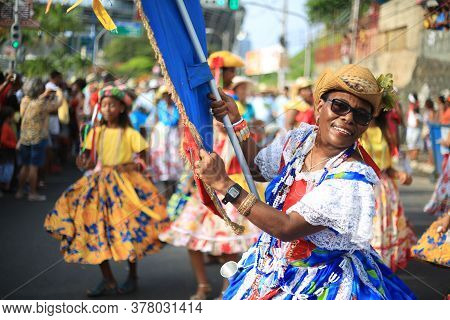 Salvador, Bahia / Brazil - January 24, 2016: Members Of The Lindomar Axe Cultural Group Are Seen Dur