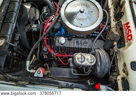 Jesup, Ga - March 17, 2018: Top View Of Ford V8 351 Cleveland Engine At The Jesup 2018 St. Patrick's