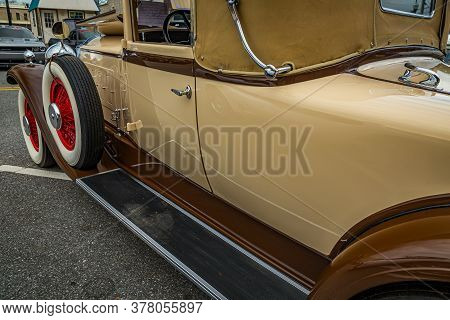 Jesup, Ga - March 17, 2018: Close Up View Of A 1930 Packard Eight Series 734 At The Jesup 2018 St. P