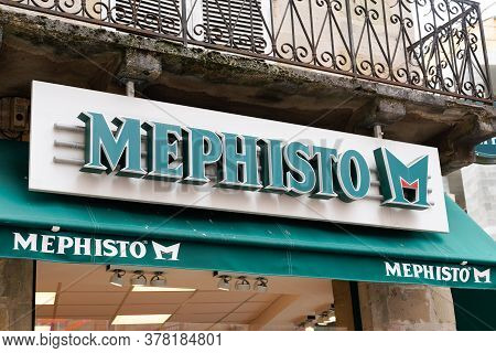 Bordeaux , Aquitaine / France - 07 22 2020 : Mephisto Logo And Green Text Sign Of Store Shoes Shop B