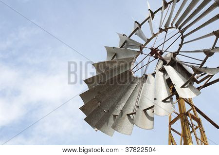 Antiguo molino de viento