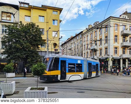 Sofia, Bulgaria -june 25, 2020: Walking People On Boulevard Vitosha In City Of Sofia, Bulgaria